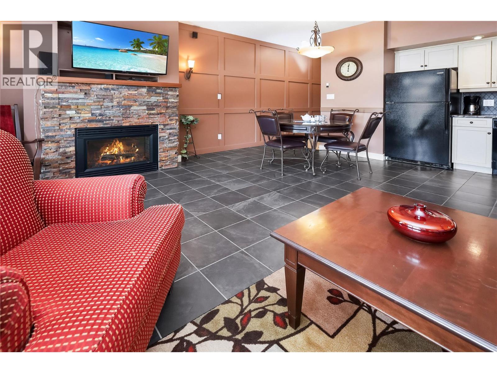 #622 600 Bighorn Boulevard - 7
