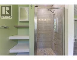 5284 Clarence Road, Peachland, BC V0H1X2 Photo 24