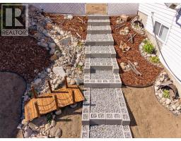 5284 Clarence Road, Peachland, BC V0H1X2 Photo 38