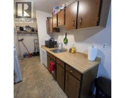 4pc Bathroom - 304b, 5611 9 Avenue, Edson, AB T7E1R5 Photo 7
