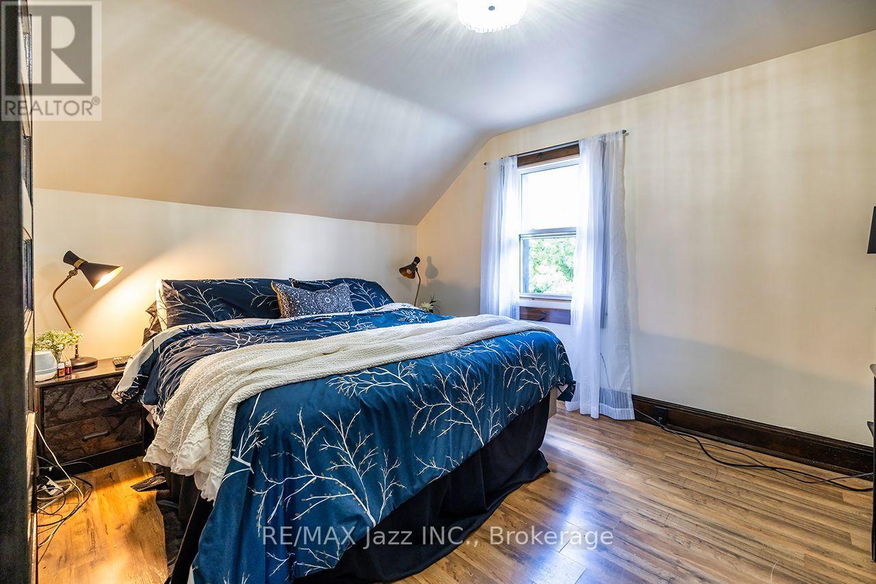 180 OLIVE AVENUE - Image 12