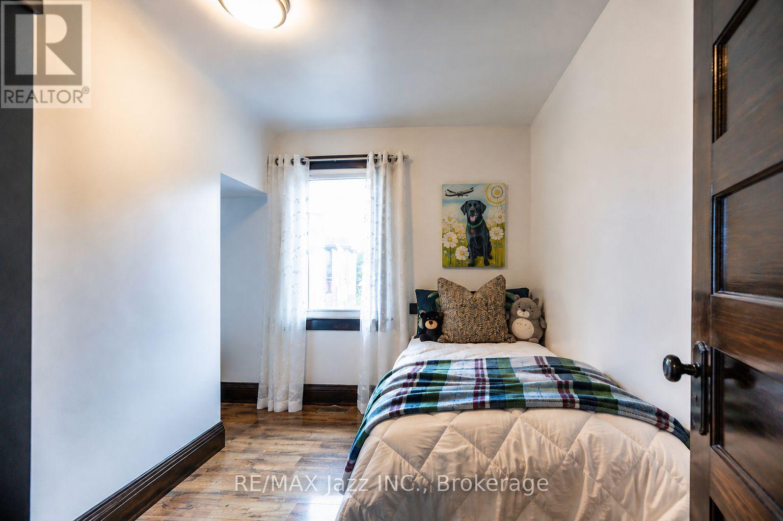 180 OLIVE AVENUE - Image 14