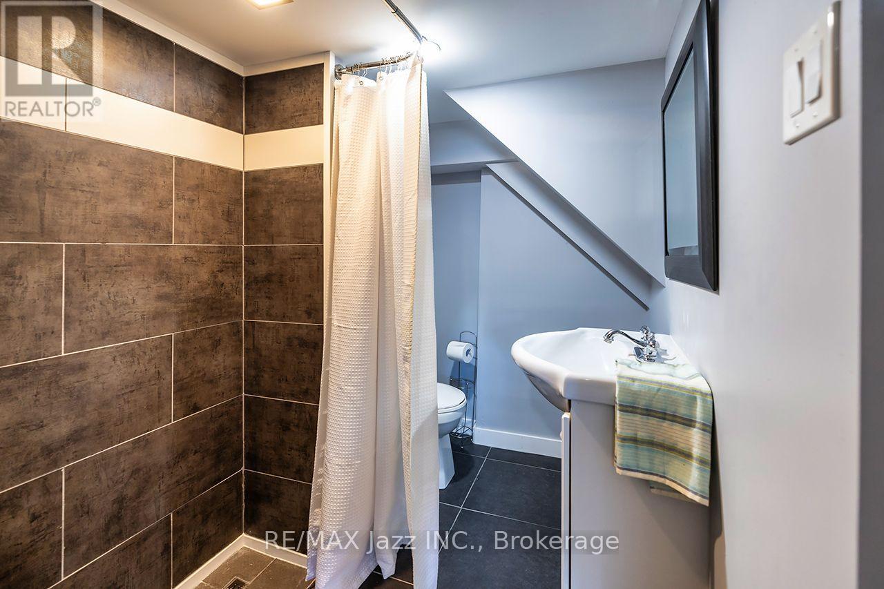 180 OLIVE AVENUE - Image 16