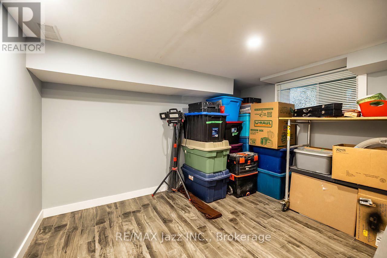 180 OLIVE AVENUE - 20