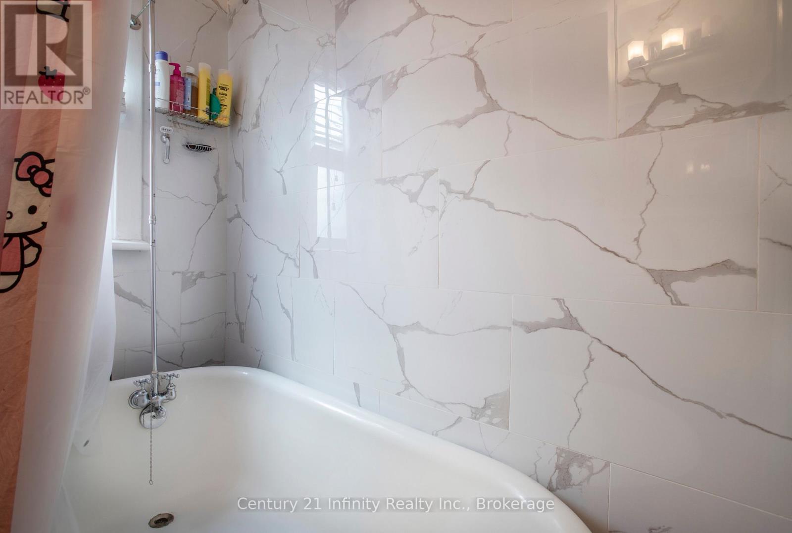 128 BIRCH AVENUE - Image 12