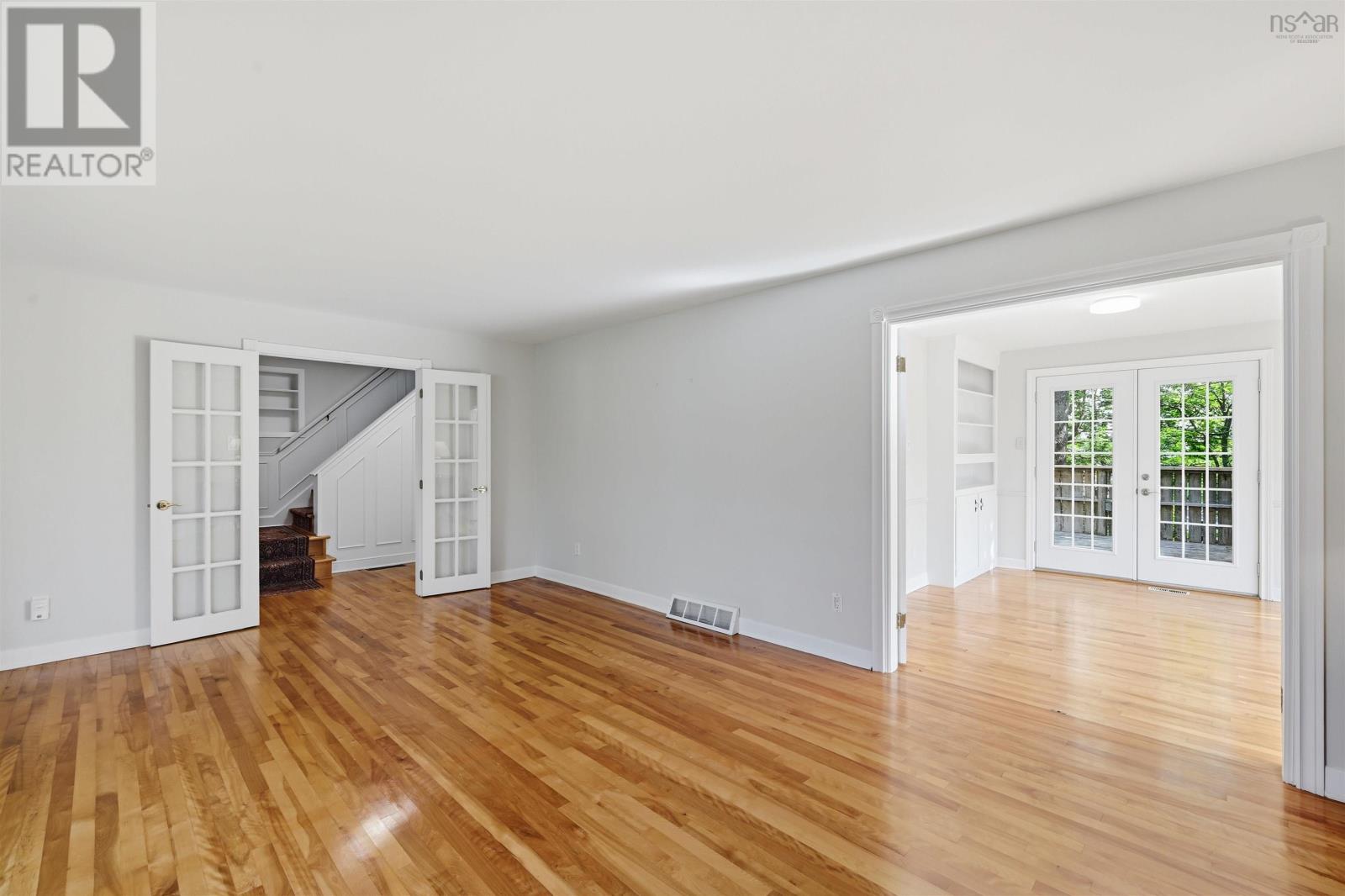 Property 12 of 51 of 43 Deepwood Crescent