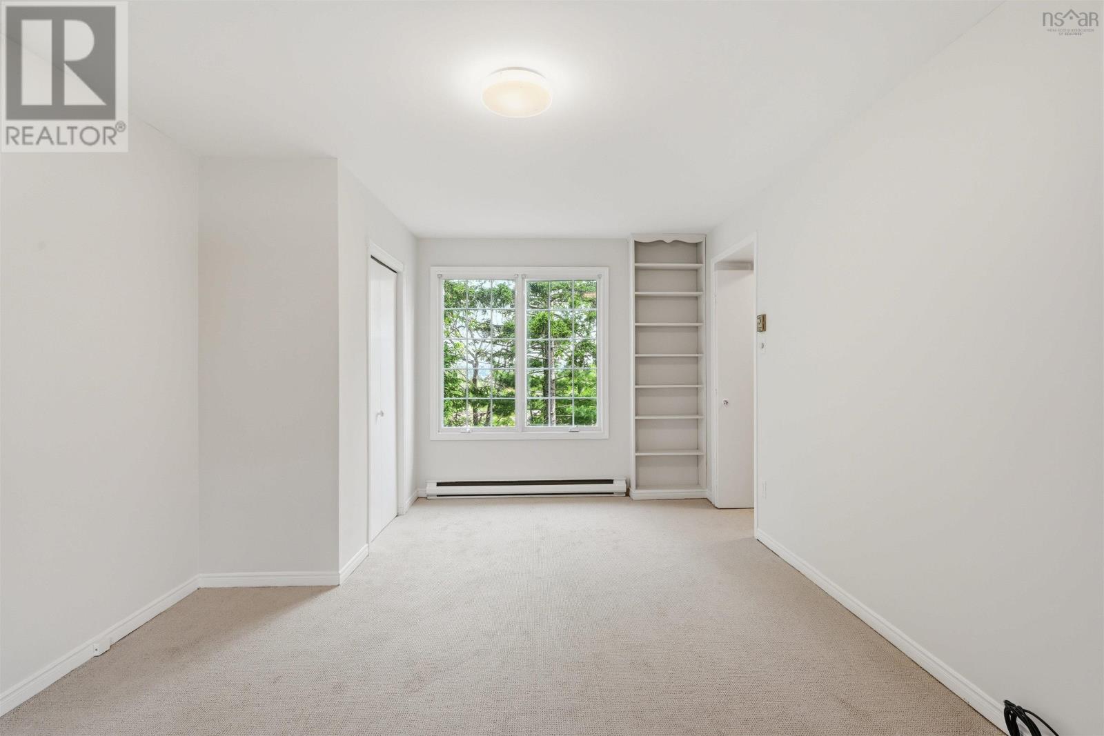 Property 32 of 51 of 43 Deepwood Crescent