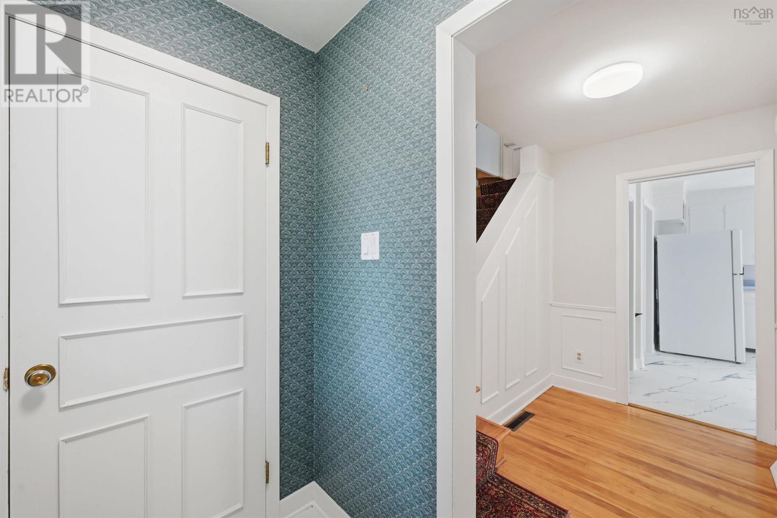 Property 4 of 51 of 43 Deepwood Crescent