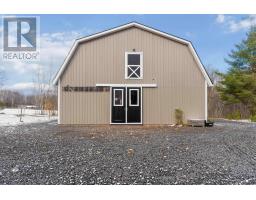822 Cleveland Road, Windermere, NS B0P1E0 Photo 28