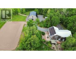 822 Cleveland Road, Windermere, NS B0P1E0 Photo 46