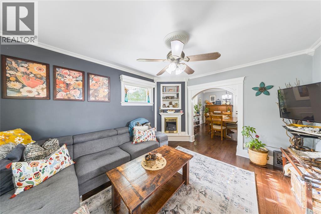 366 Cameron STREET - 20
