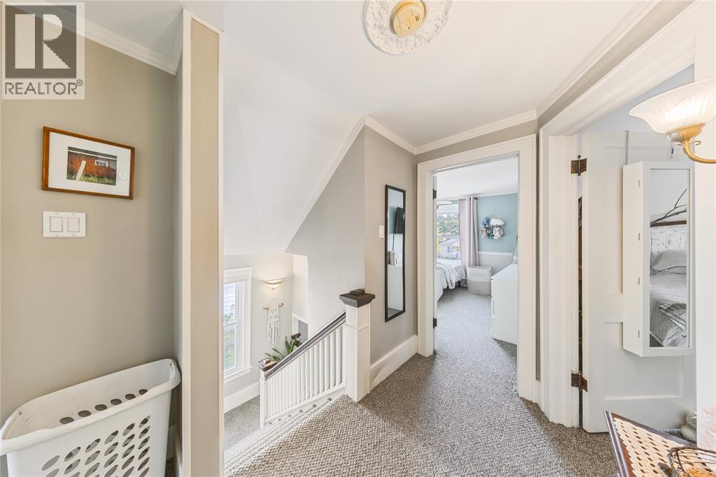366 Cameron STREET - 33