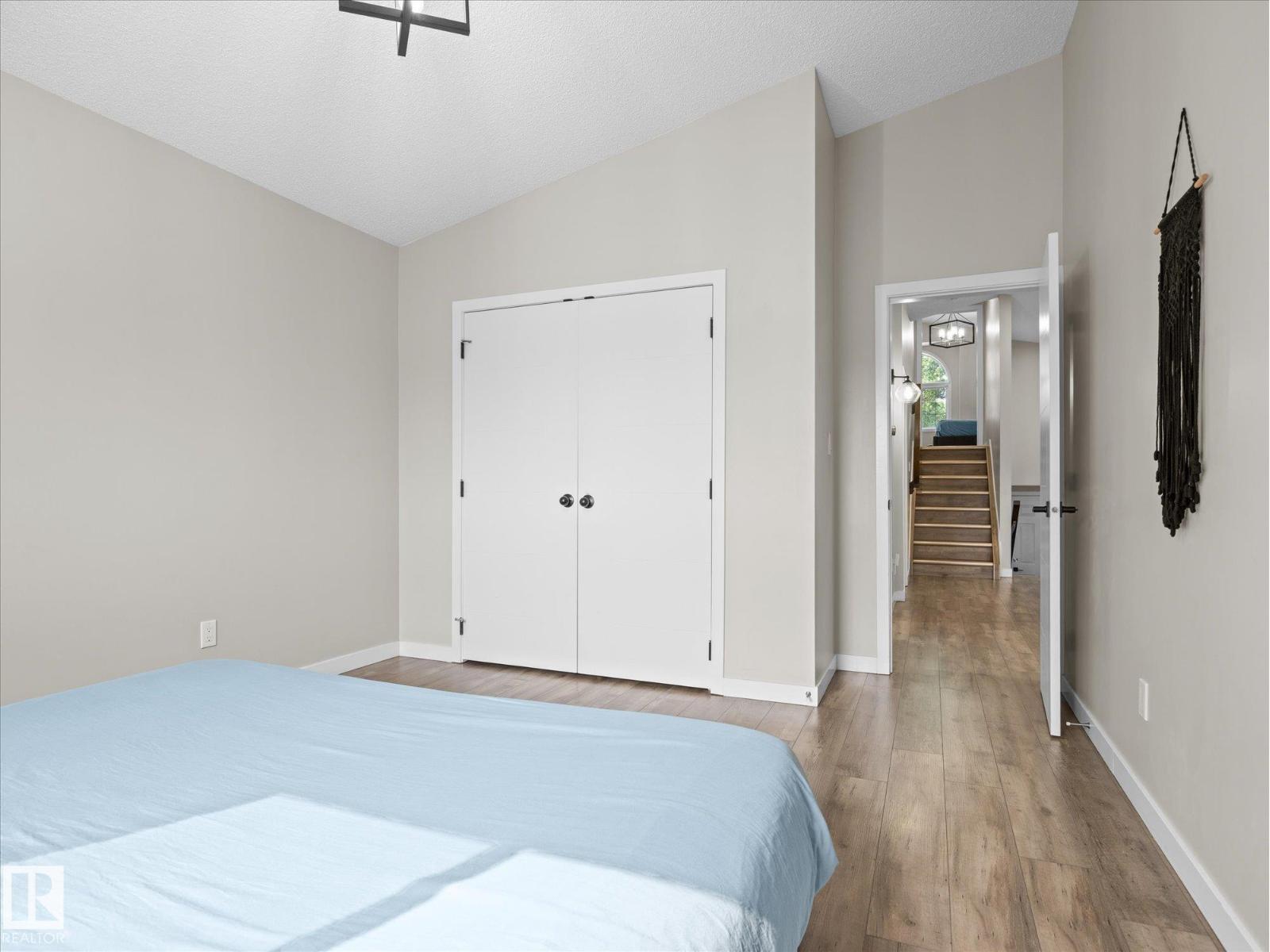 10109 80 ST NW - 11