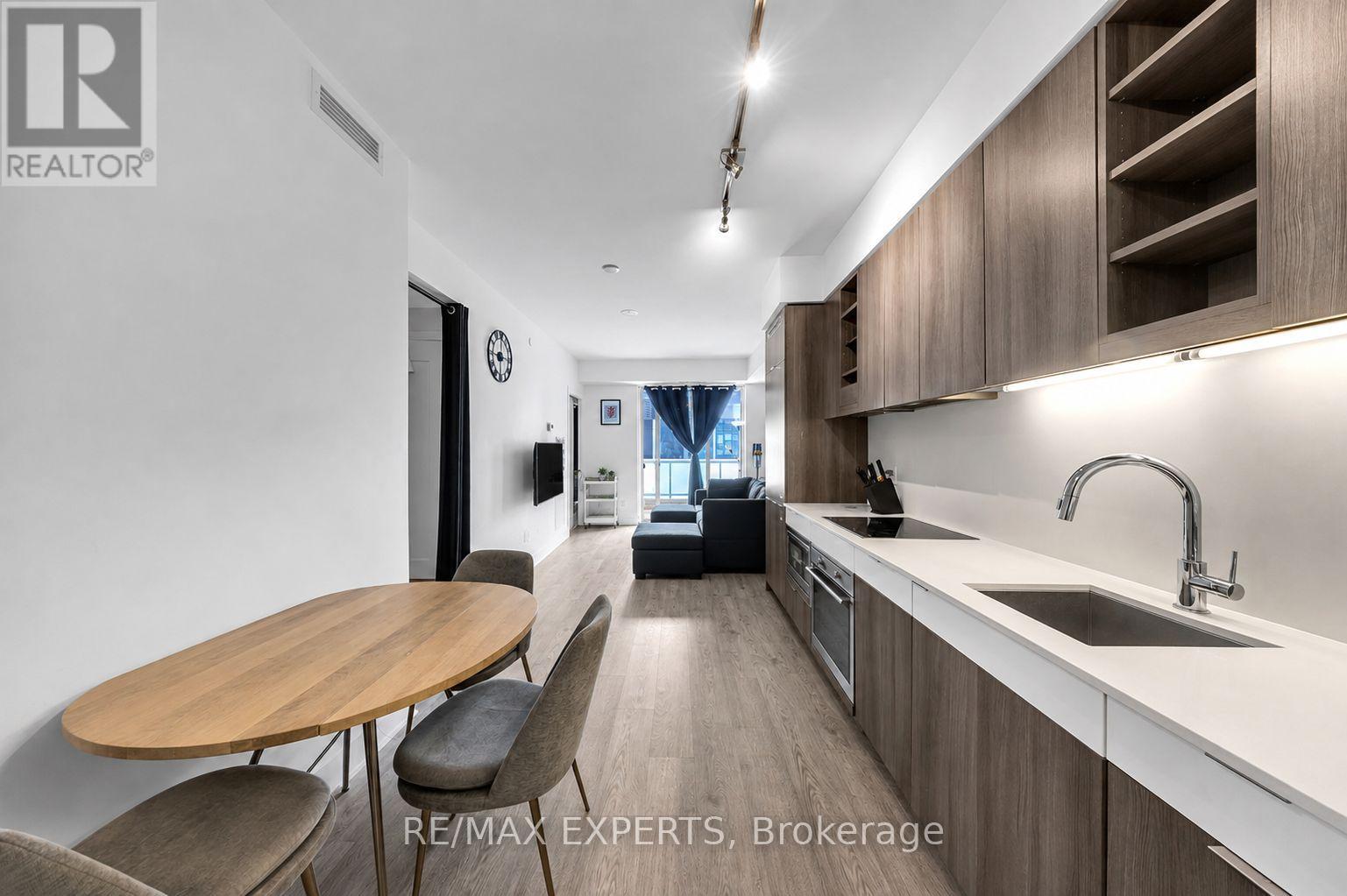 #2103 101 ERSKINE AVENUE - 2