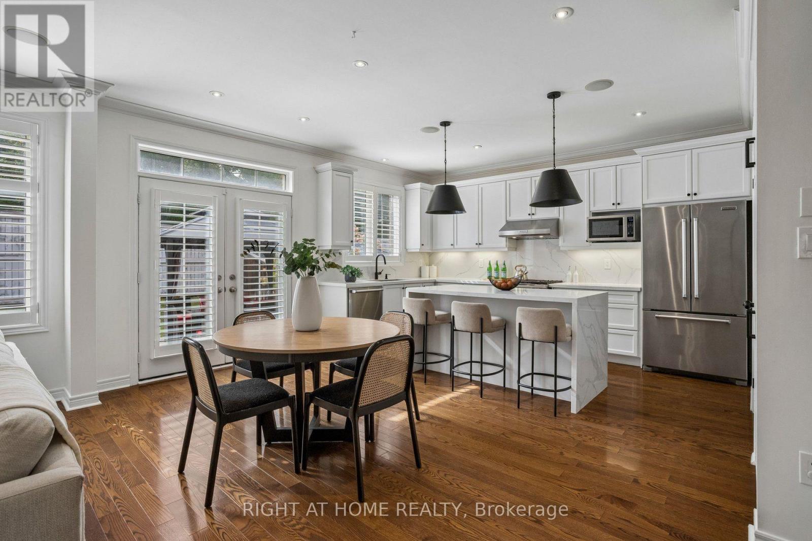 26 BIGNELL CRESCENT - 10