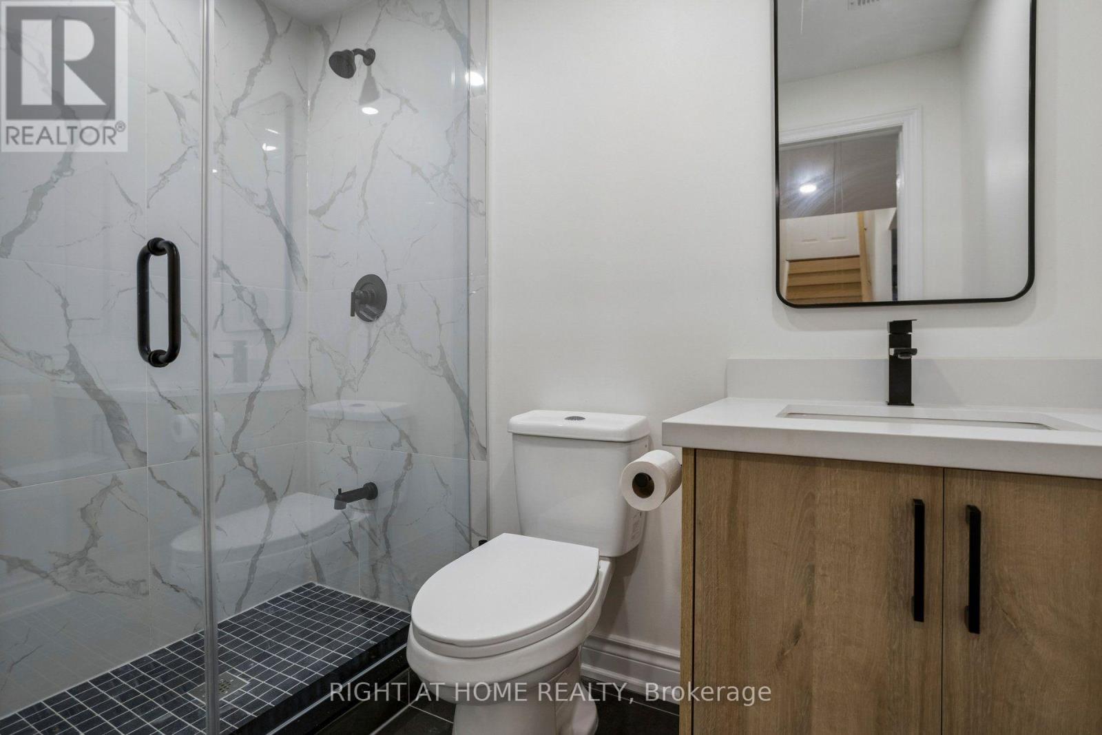 26 BIGNELL CRESCENT - 20