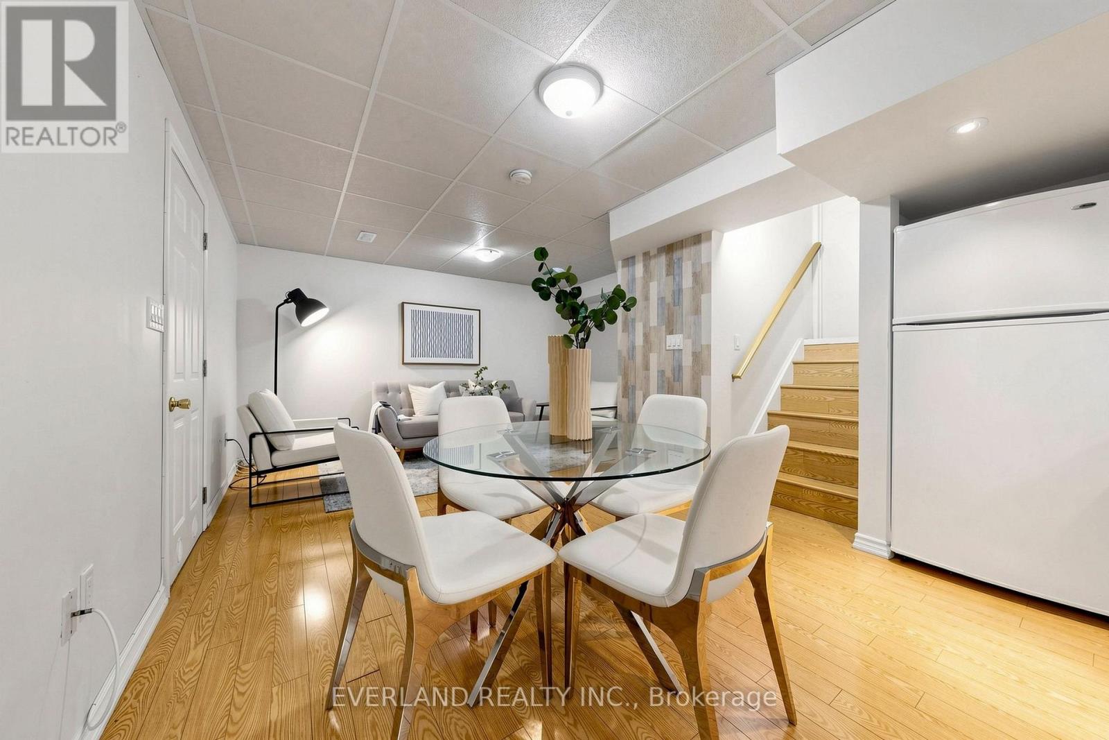 38 SIX NATIONS AVENUE - 25