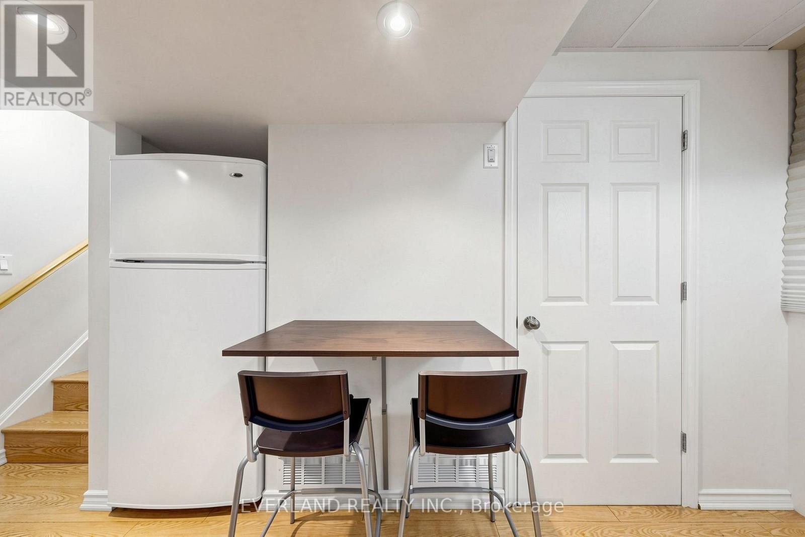 38 SIX NATIONS AVENUE - 28