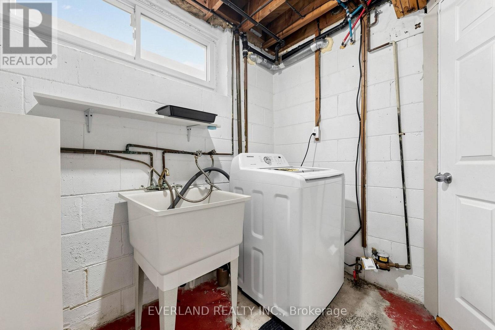 38 SIX NATIONS AVENUE - 30