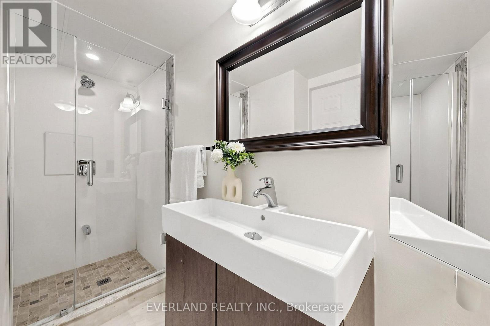 38 SIX NATIONS AVENUE - 31