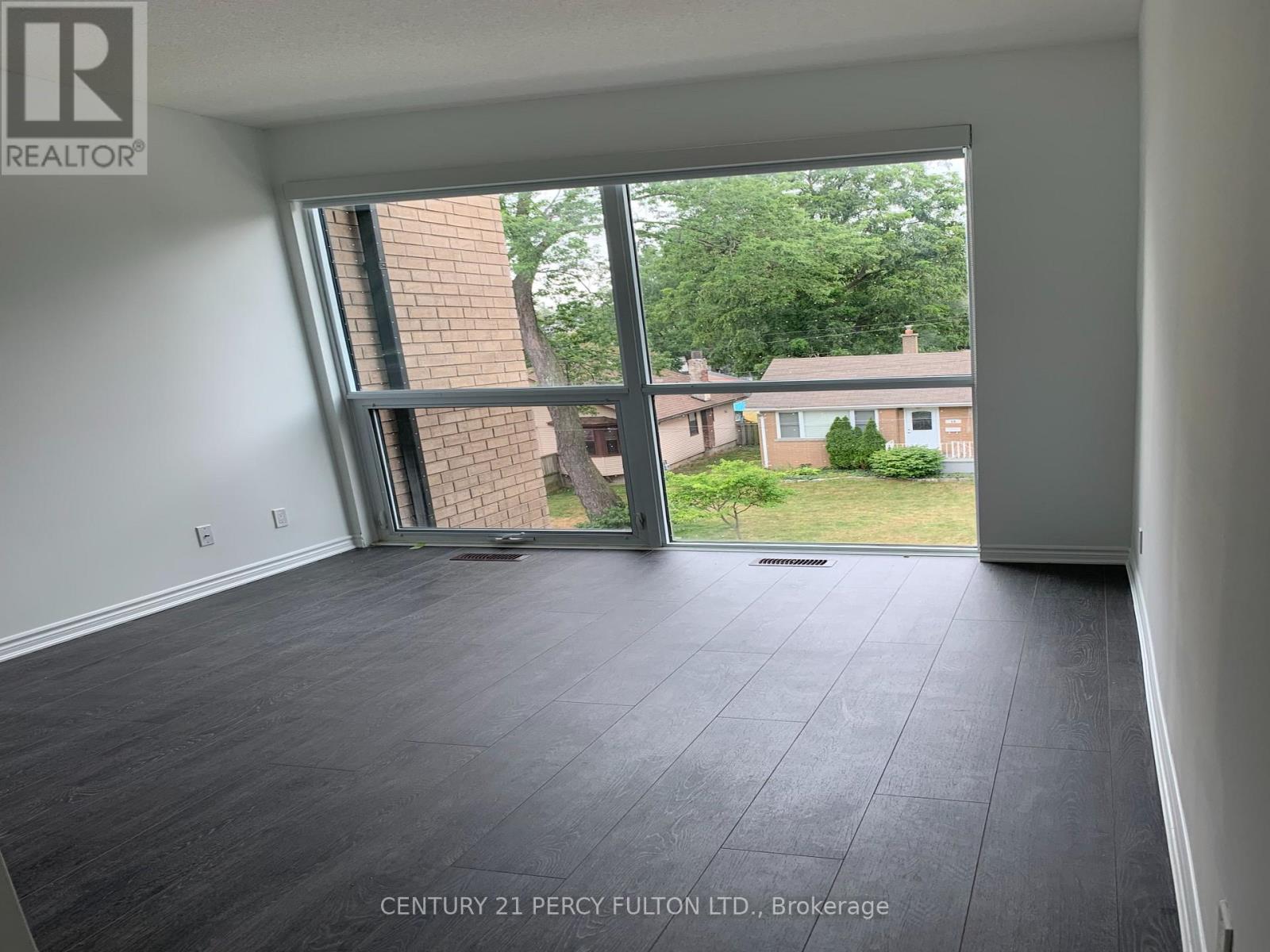 9B FALAISE ROAD - 21