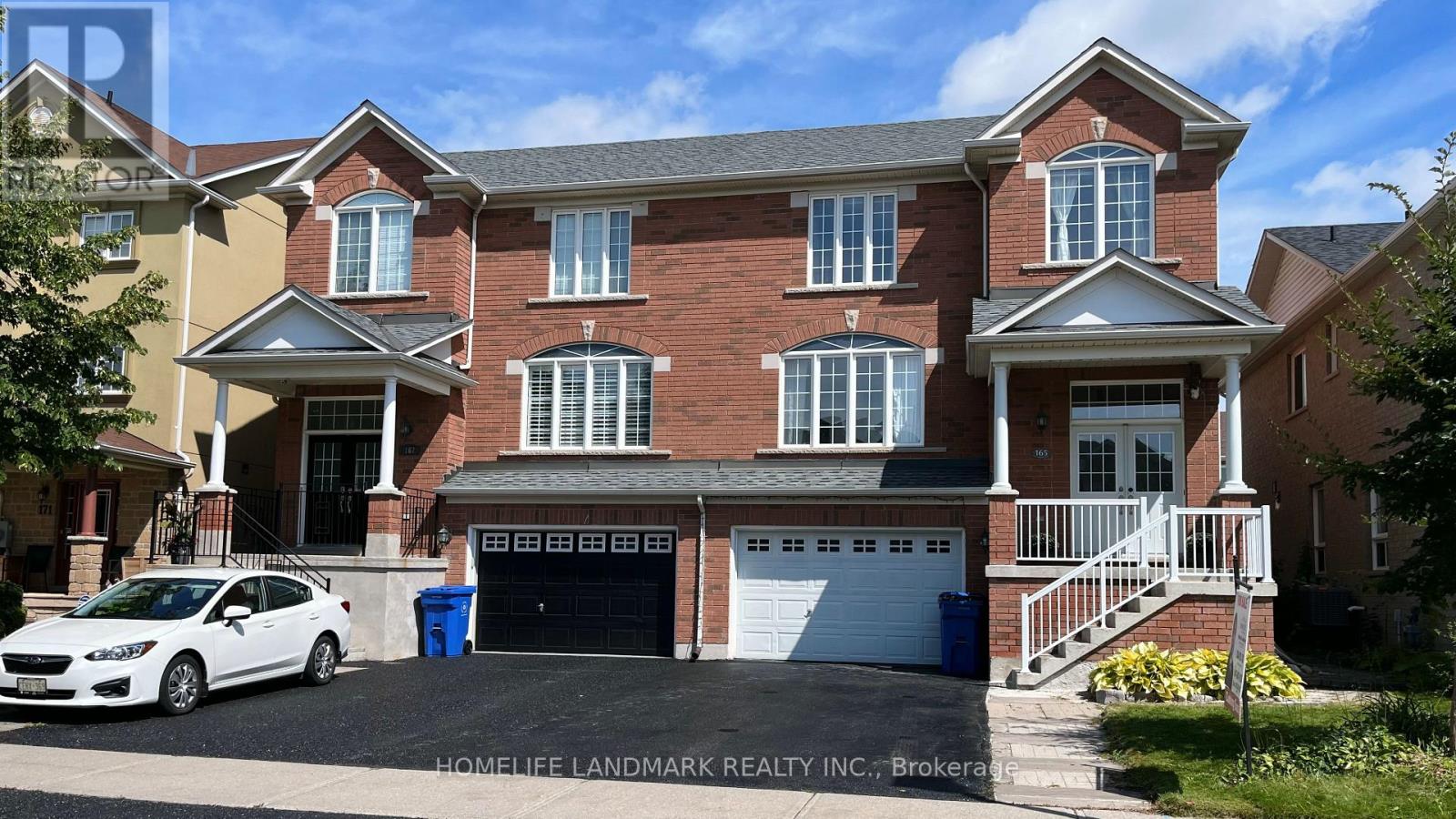 165 GAIL PARKS CRESCENT - 1