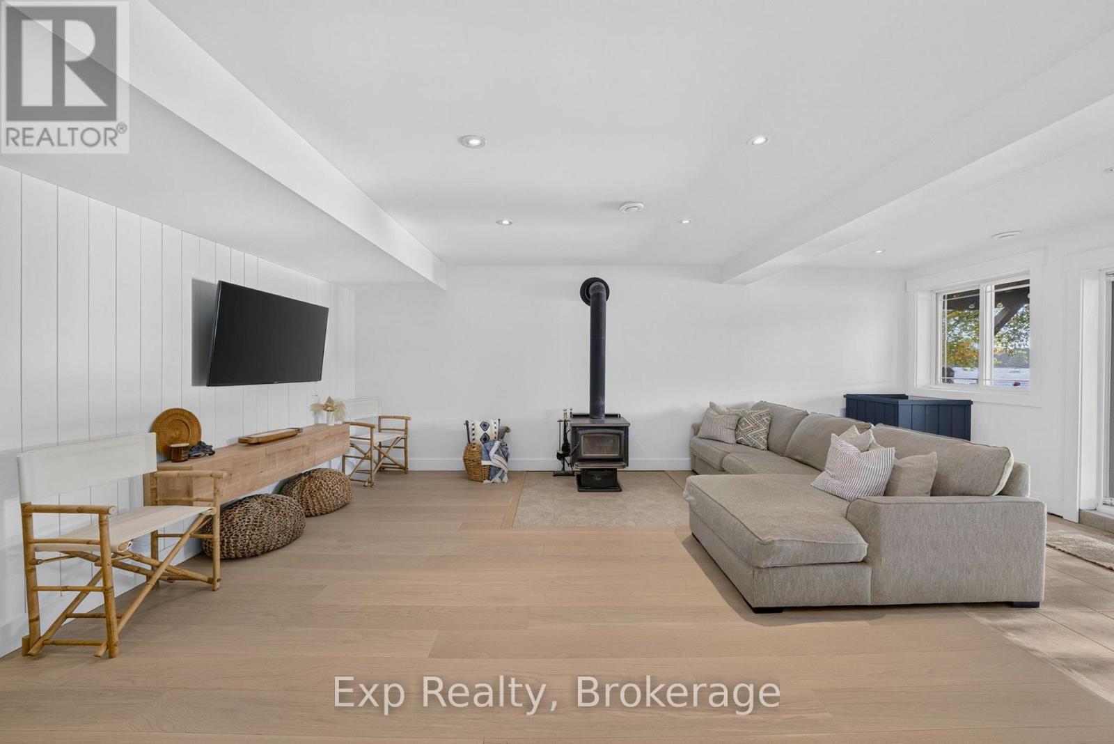 90 COSY COVE LANE - Image 30