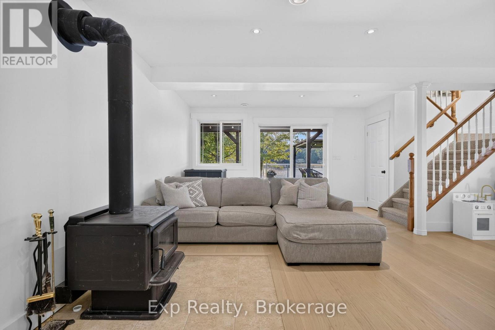90 COSY COVE LANE - 31