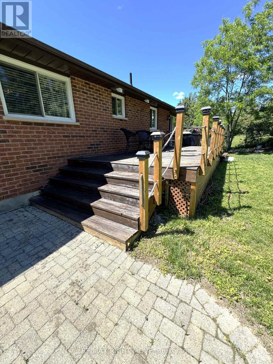 15 WATSON COURT - 23