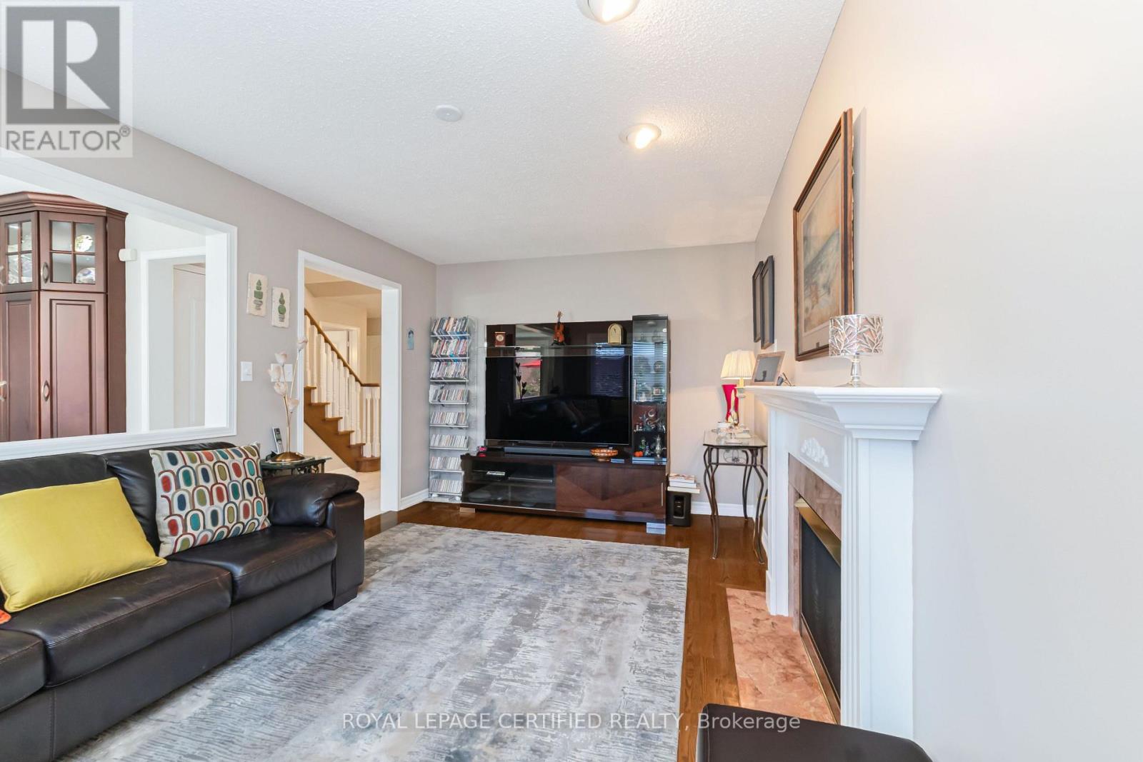 84 SOFTNEEDLE AVENUE - 17
