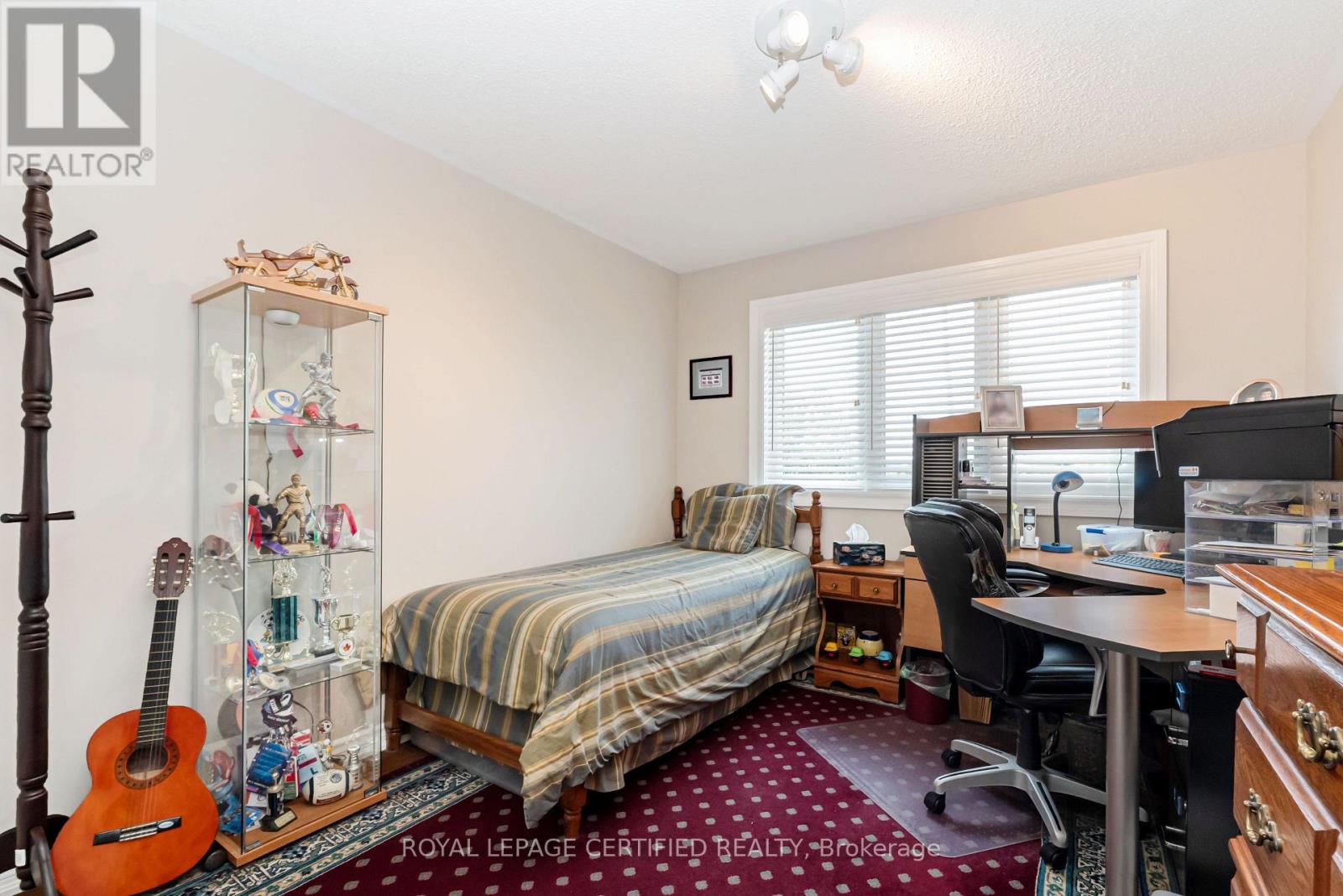 84 SOFTNEEDLE AVENUE - 26