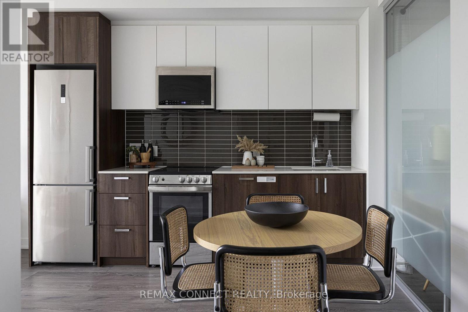#321 1787 ST CLAIR AVENUE W - 10
