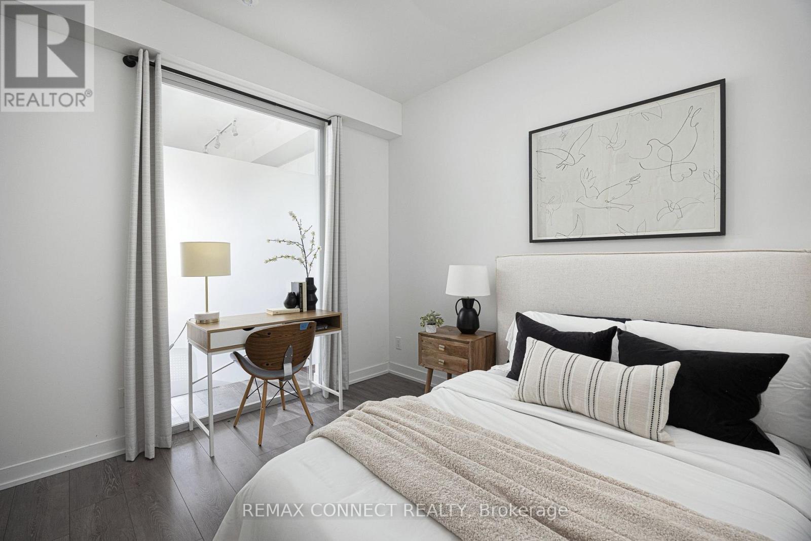 #321 1787 ST CLAIR AVENUE W - Image 19