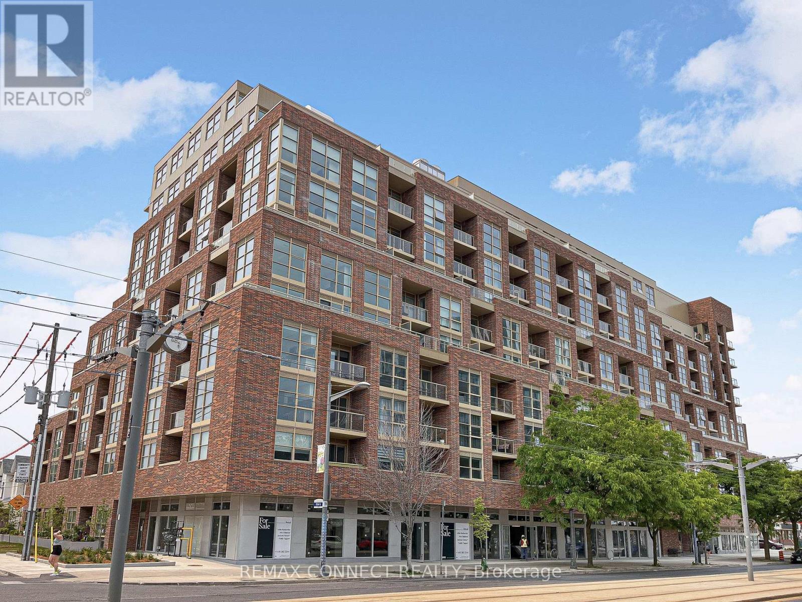 #321 1787 ST CLAIR AVENUE W - 24