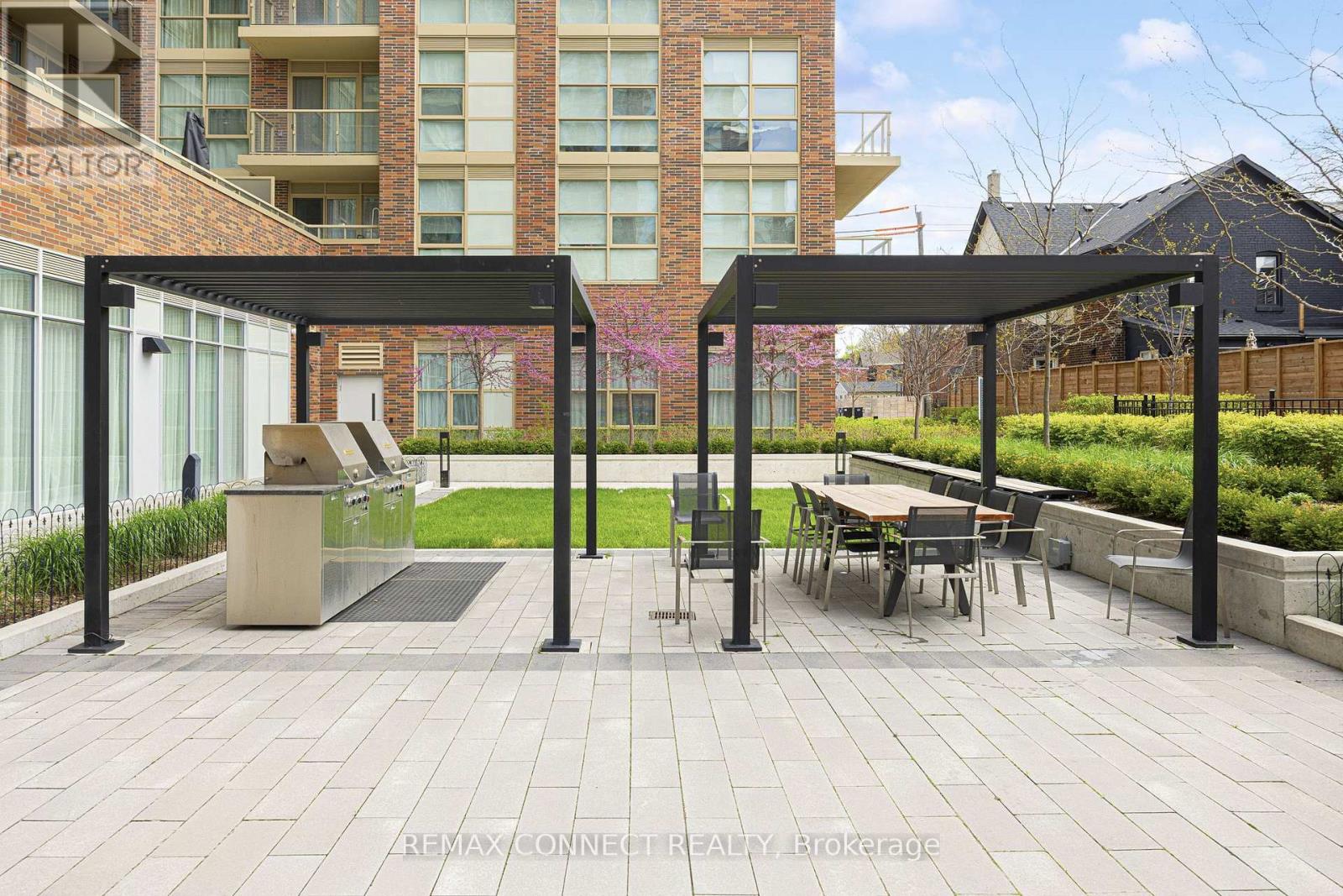 #321 1787 ST CLAIR AVENUE W - 26