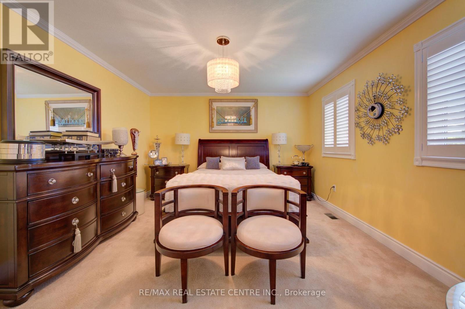 103 SOUTHWOOD DRIVE - 32