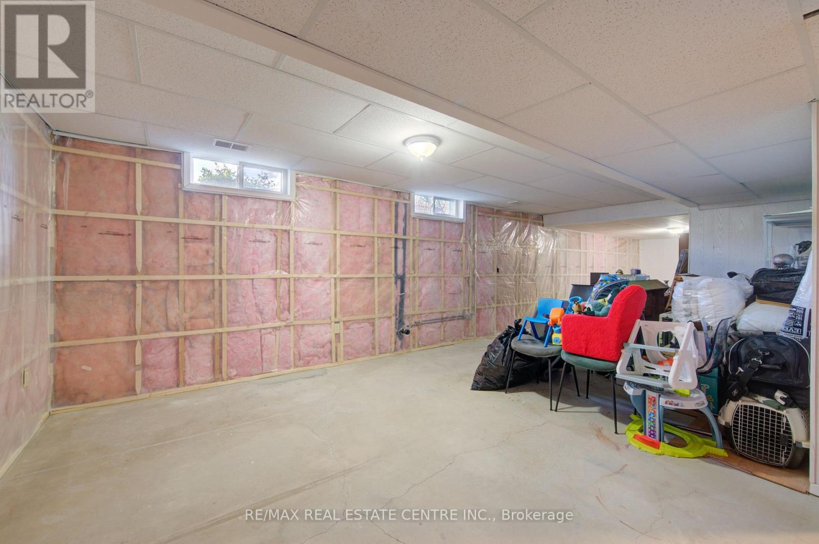 103 SOUTHWOOD DRIVE - 39