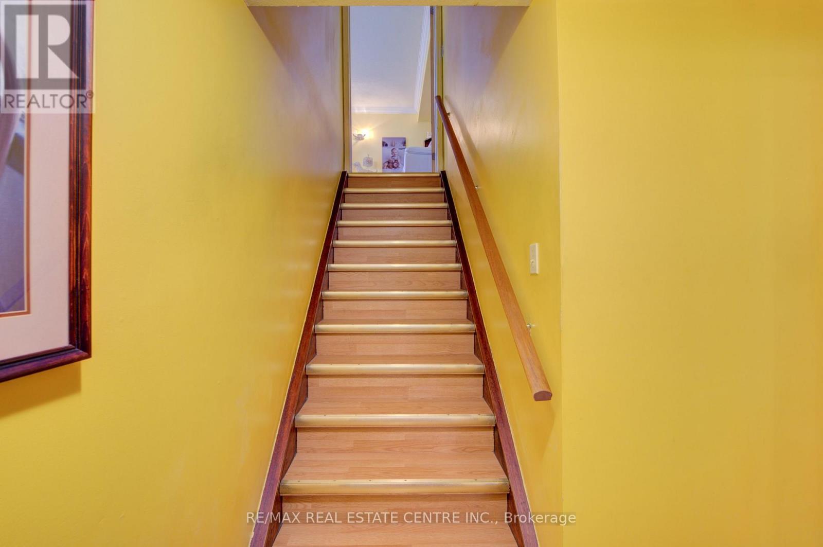 103 SOUTHWOOD DRIVE - 40
