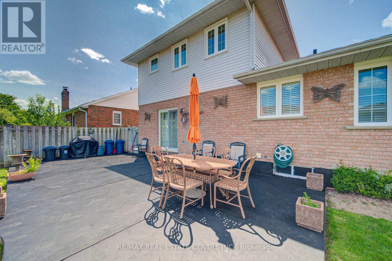 103 SOUTHWOOD DRIVE - 50