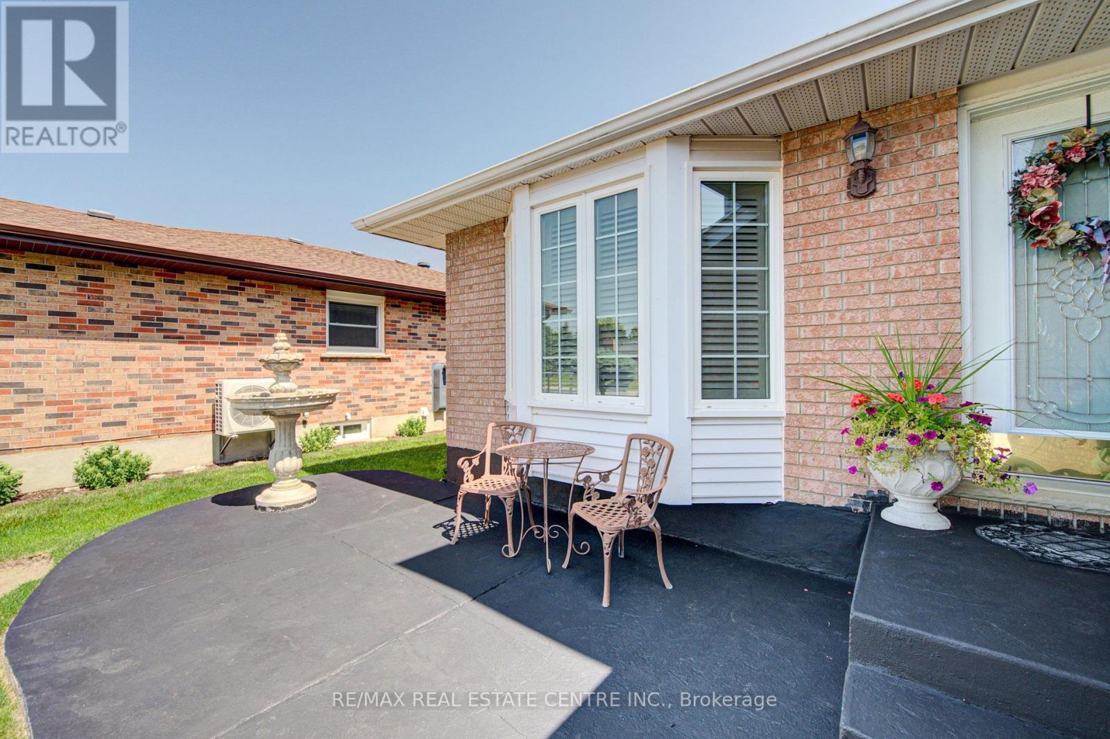 103 SOUTHWOOD DRIVE - 8