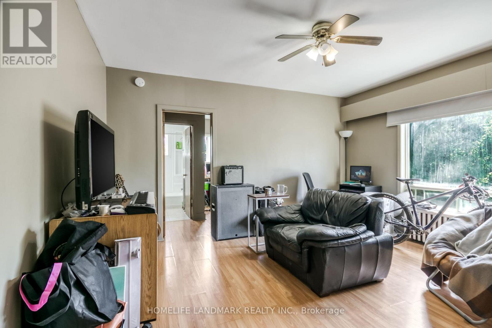 590 NORMAN STREET - 15