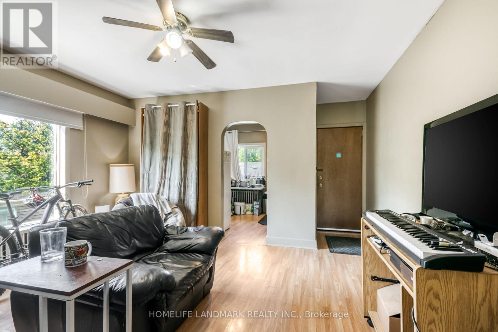 590 NORMAN STREET - Image 16