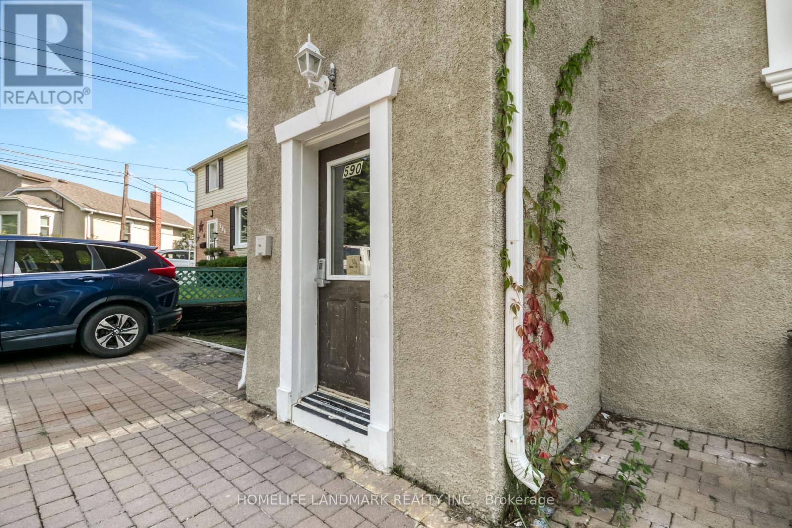 590 NORMAN STREET - 6