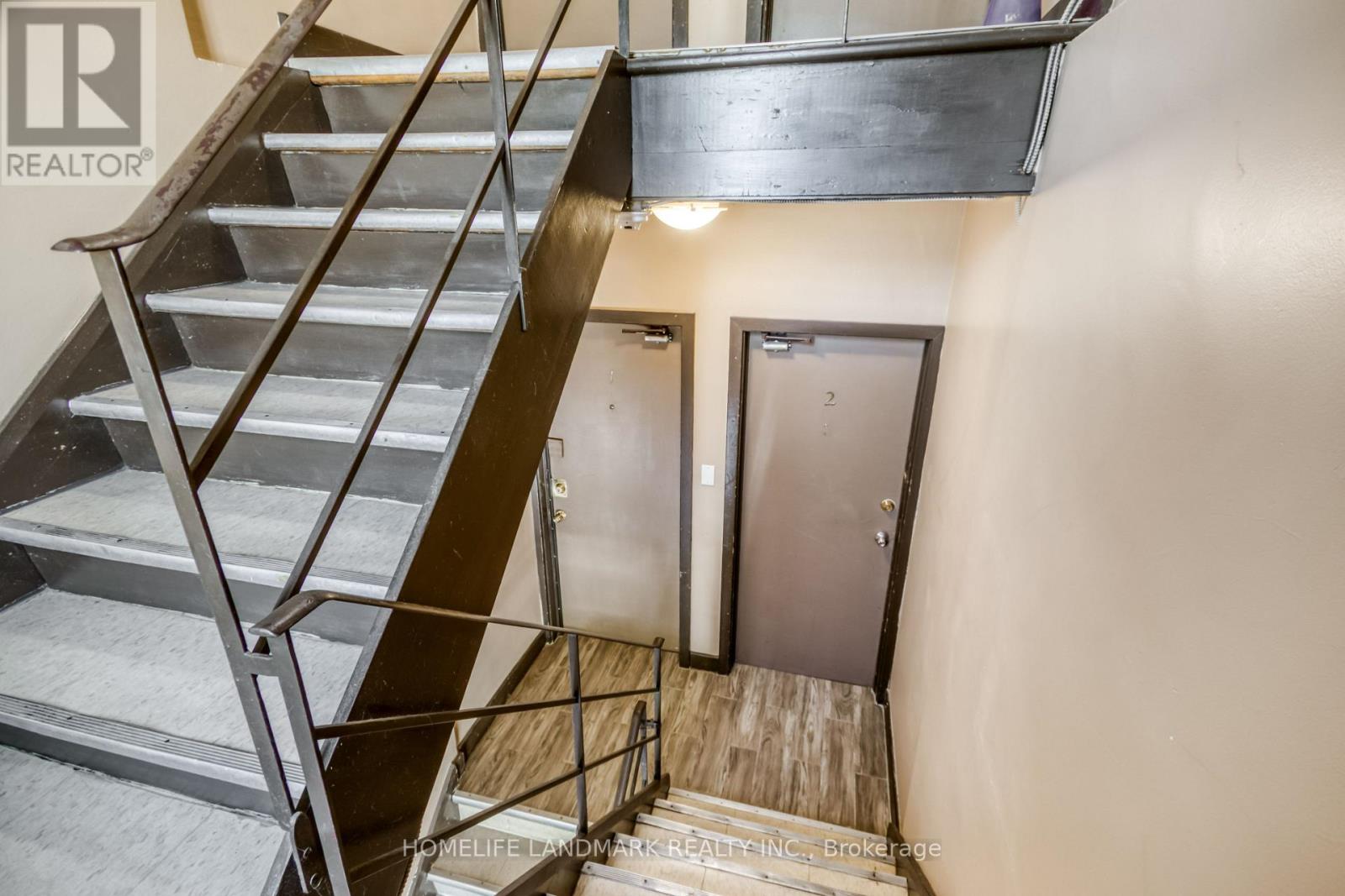 590 NORMAN STREET - 9