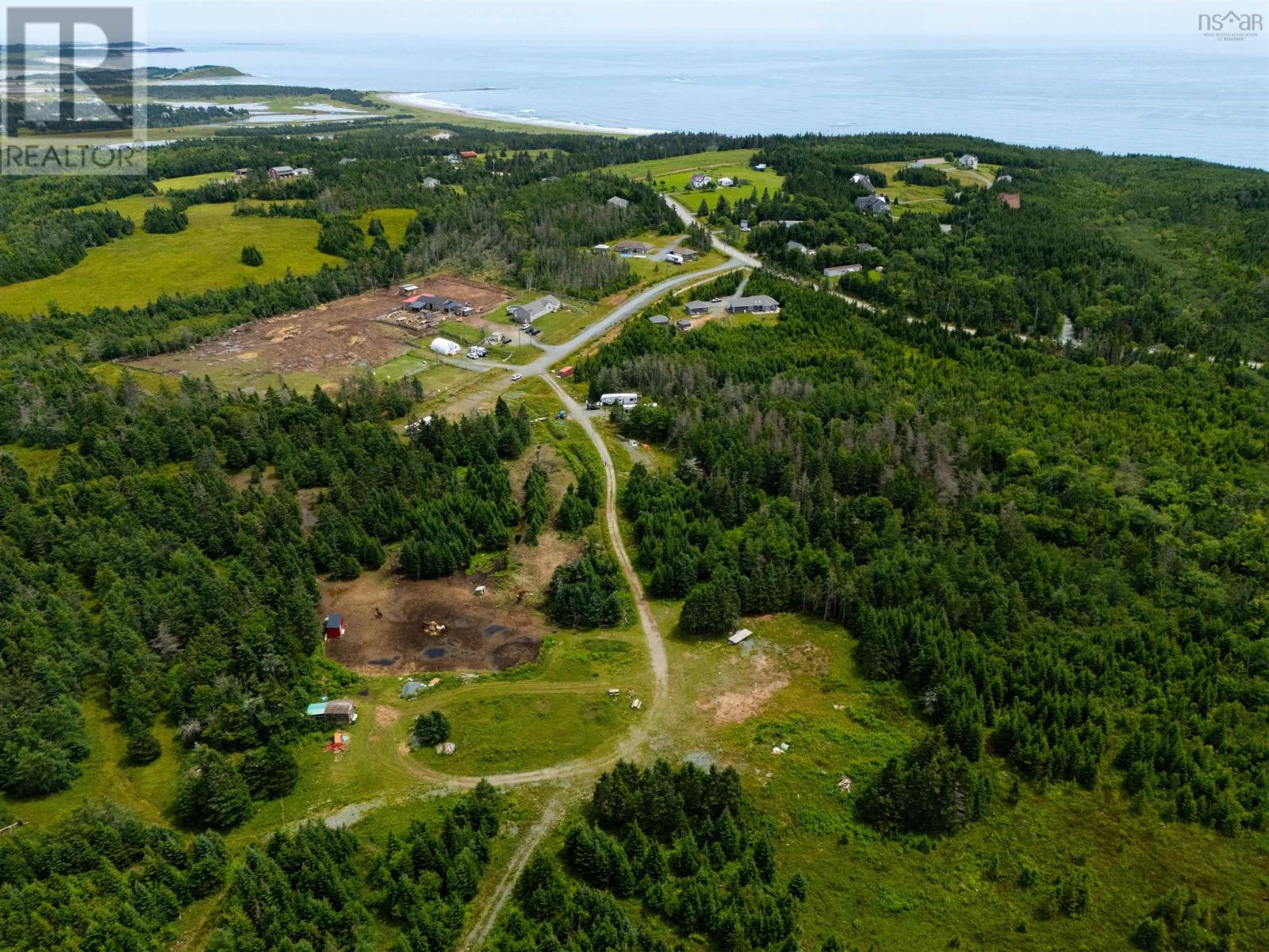 Property photo of 88 Manetail Lane