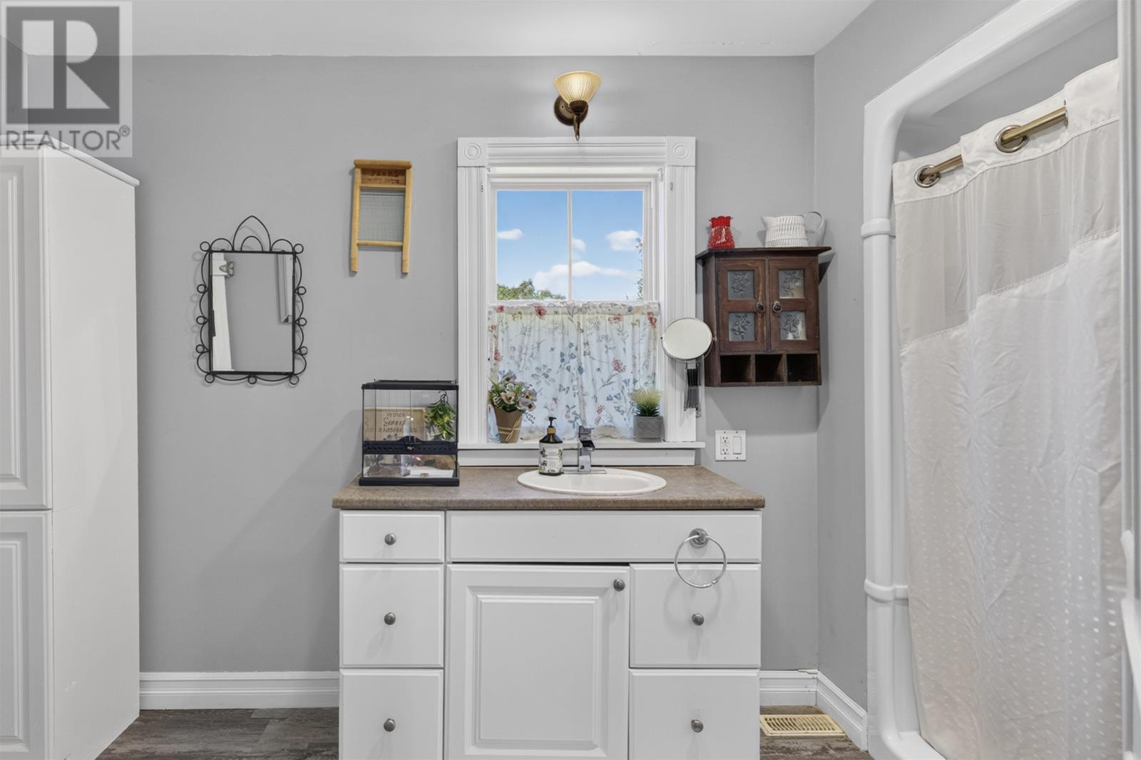 937 Pownal Road - Image 15