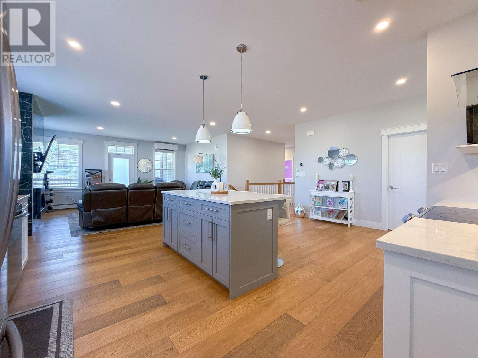 324 Upton Road - Image 29