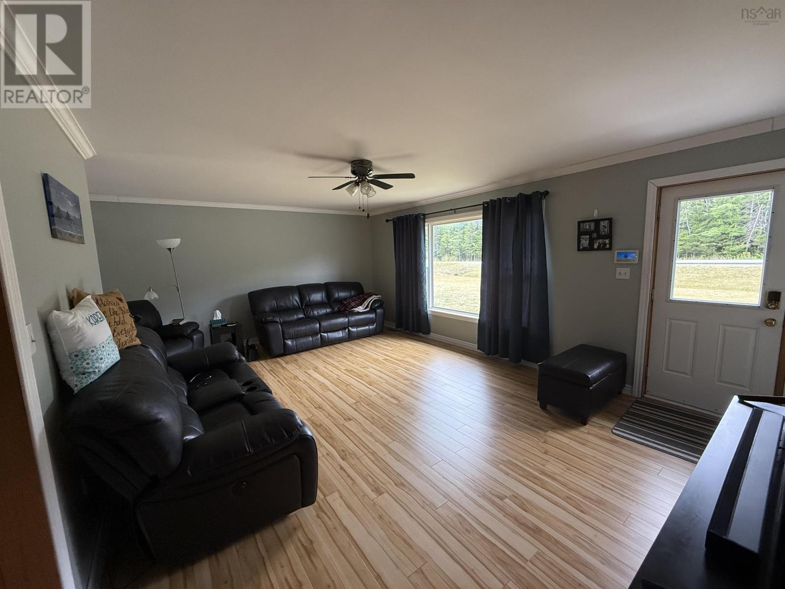 6536 Highway 224 - 7