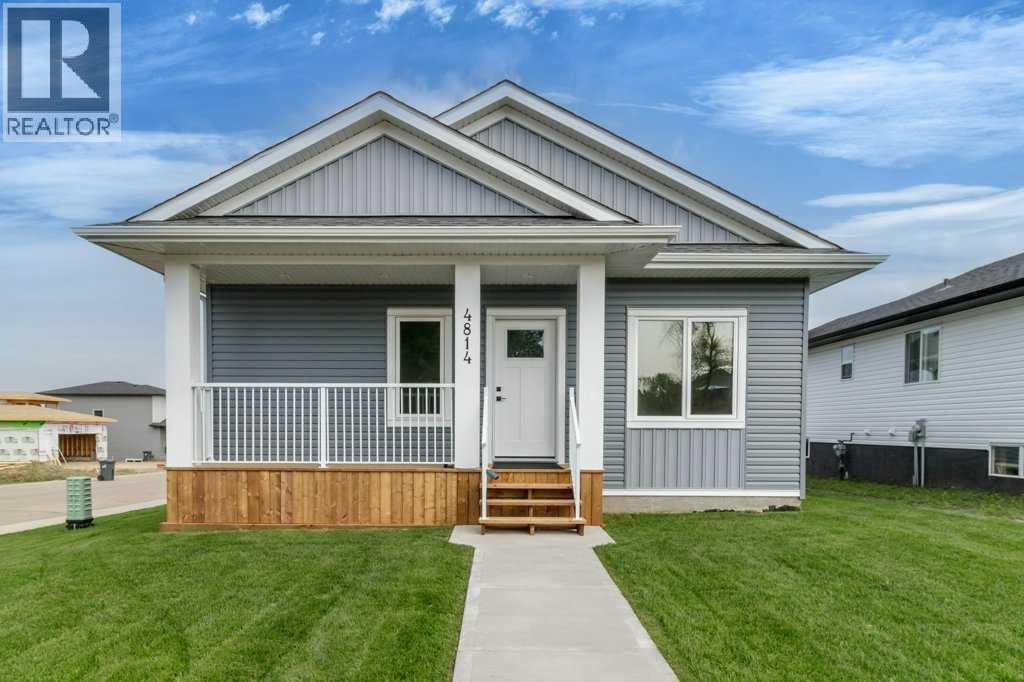 4814 55 Avenue - 1