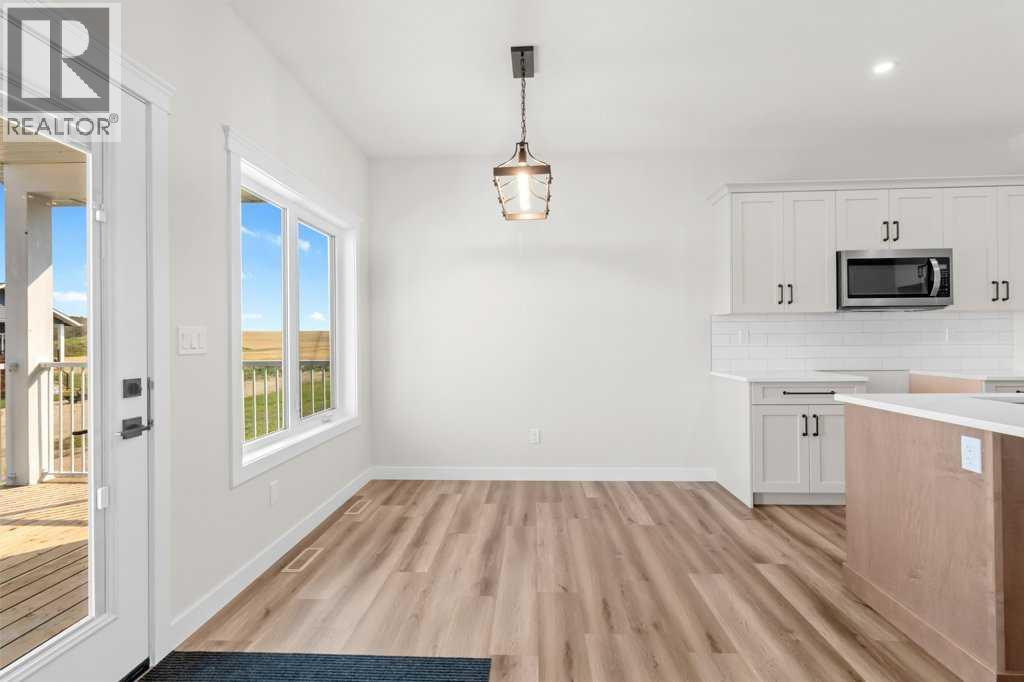 4814 55 Avenue - 9